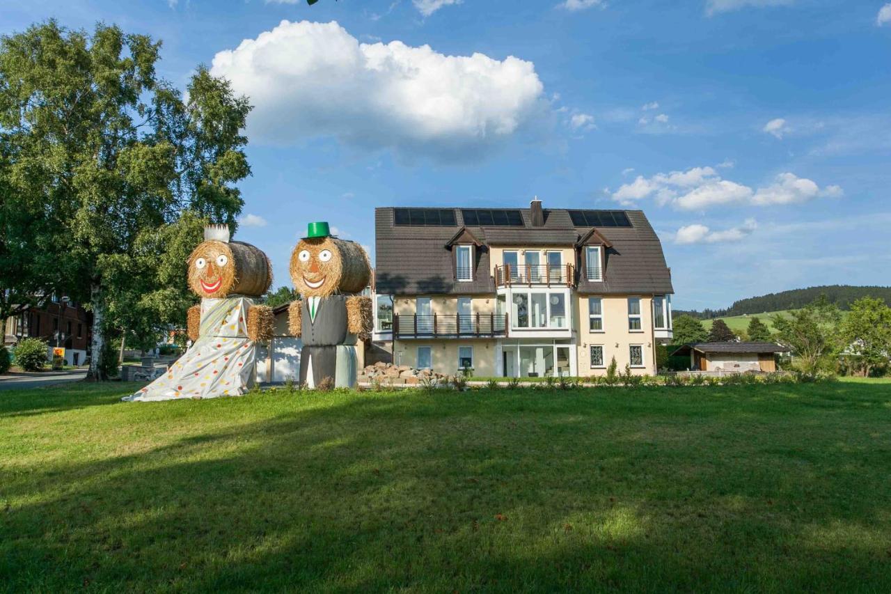 Das Gelbe Haus 3 Apartment Winterberg Exterior photo